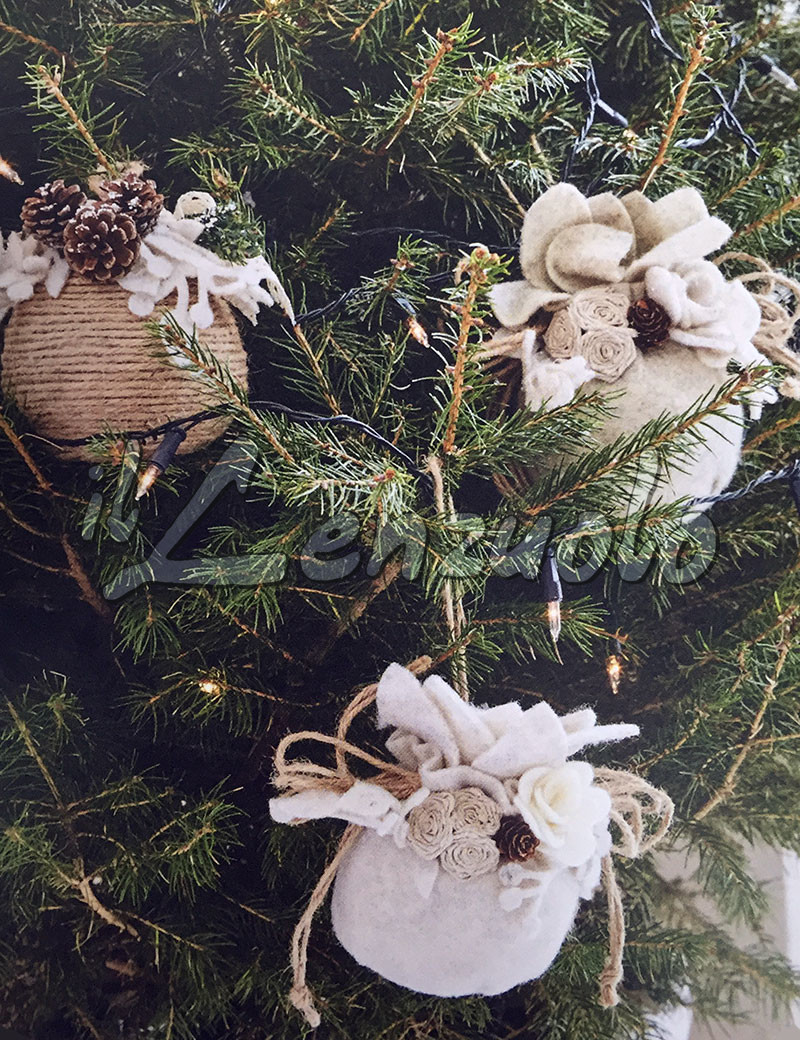 Decorazioni Albero Di Natale.Decorazione Palla Albero Di Natale In Feltro By Preziosa