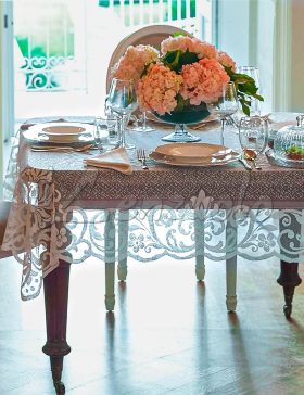 tovaglia-pizzo-elisabet-copritavolo-preziosa-luxury-home
