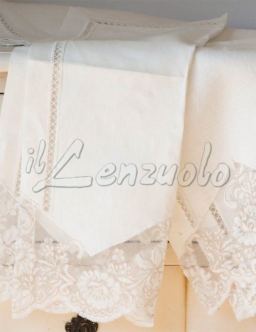 Set asciugamani AURORA in lino con pizzo rebrode' by Battaglia