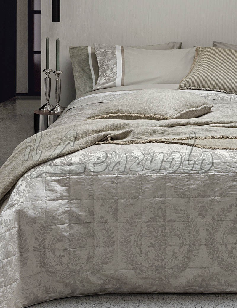 bomber college donna