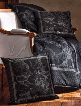 plaid-alviero-martini-geo-night